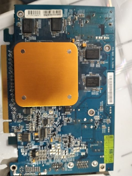 Продам видео карту DDR2