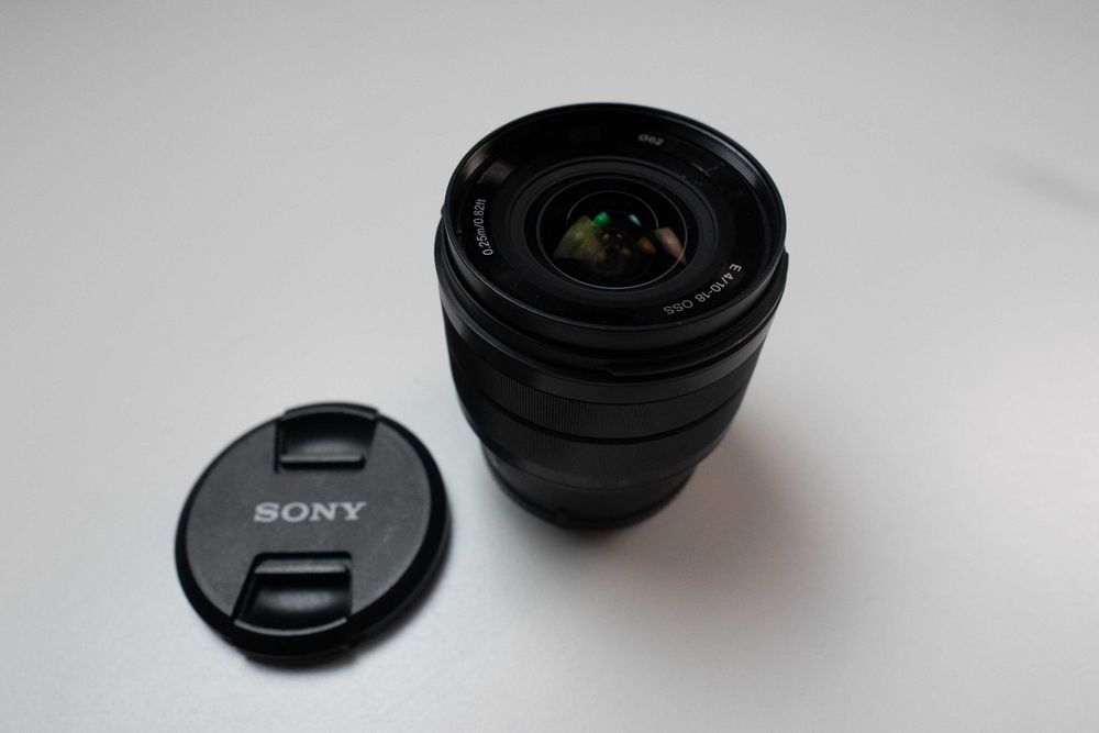 Sony SEL 10-18mm f/4 + UV Филтър
