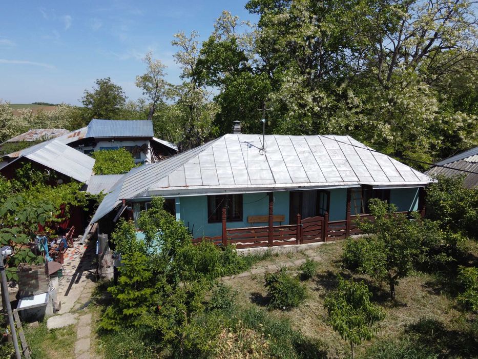 Vânzare casă la țară în Costișa de Sus, comuna Tănăsoaia, jud. Vrancea