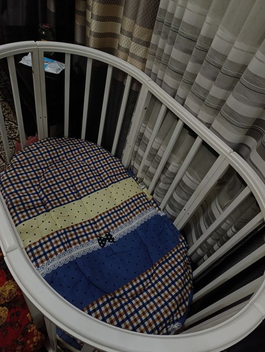 Detskiy kravat sotiladi