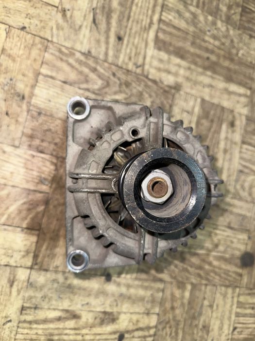 Генератор за Опел Астра Н 2013 1,6