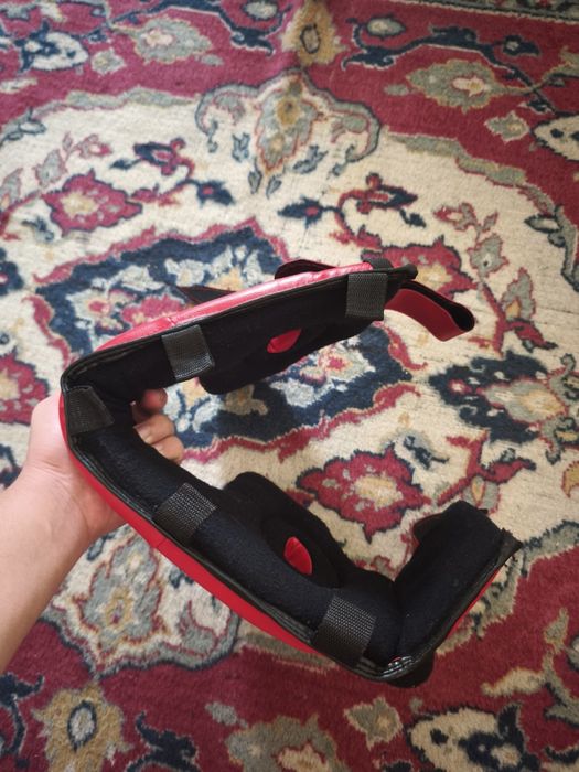 Шлем для бокса и тд