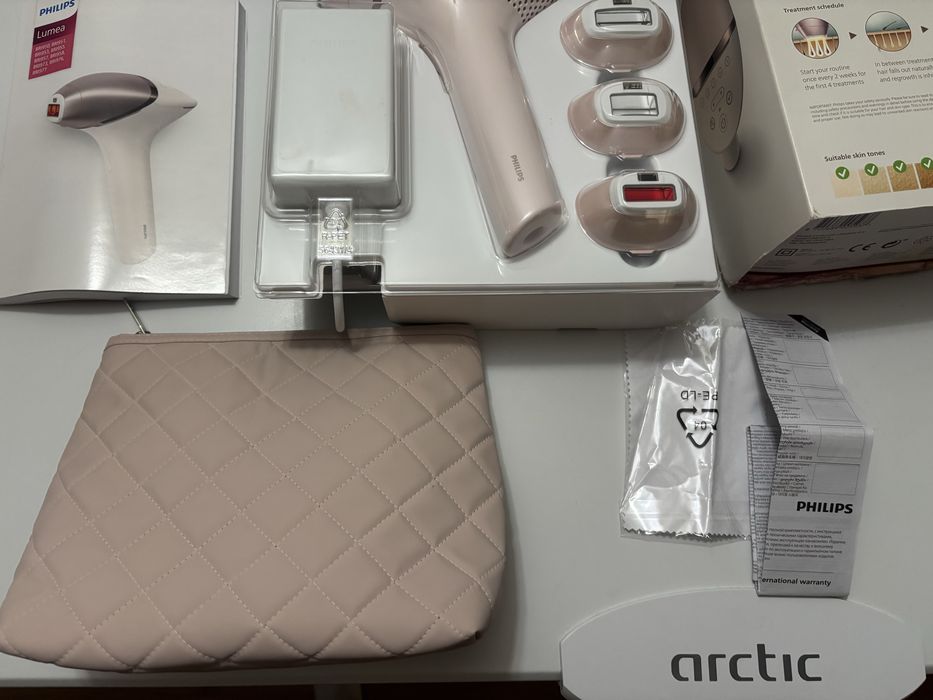 Epilator IPL  Philips Lumea Series 9900
