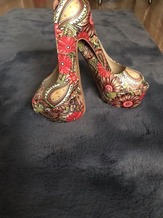 Pantofi