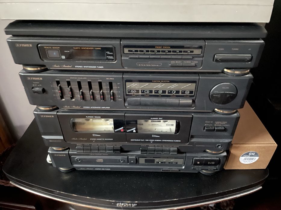 Combina Fisher cu doua boxe