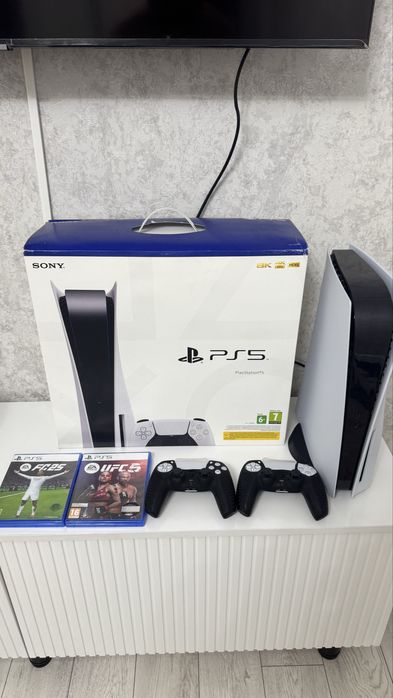Продам Sony Play Station 5