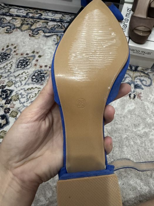 Ботильоны и туфли.