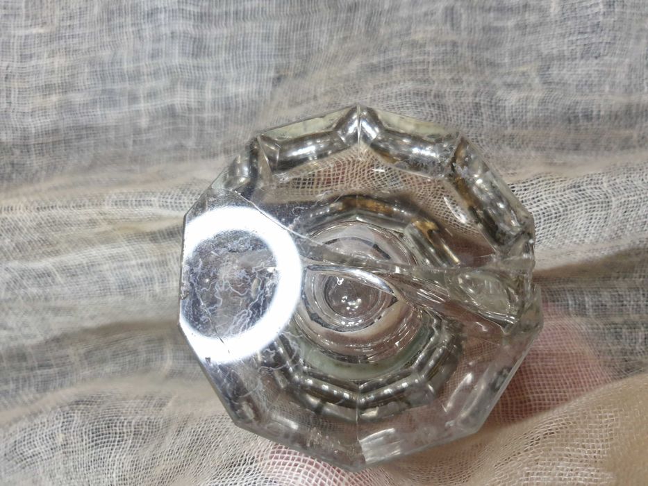 Старинна мастилница и Винтидж нож,гилотина RAADVAD