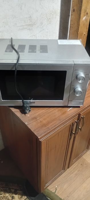 Продам микровалновку