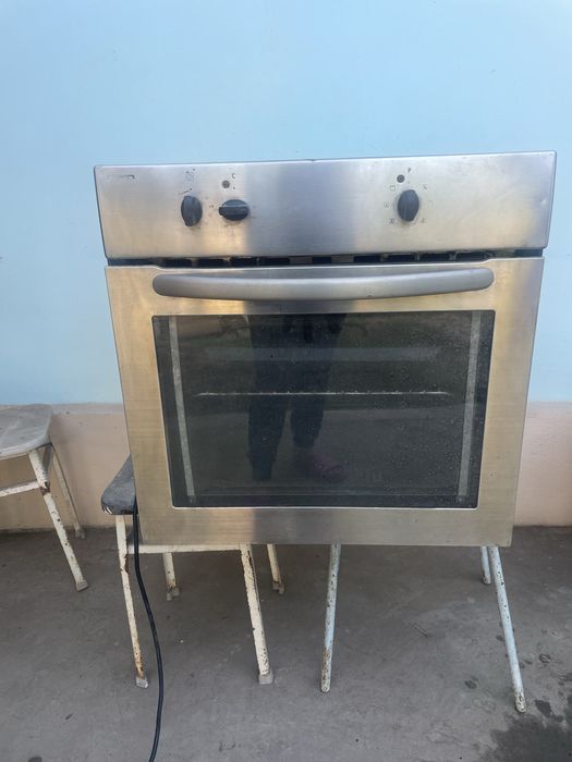 Продаеться духовой шкаф BEKO