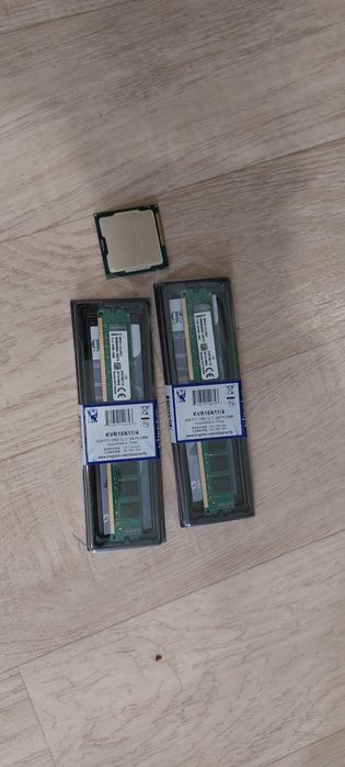 Память DDR3 4GB _
