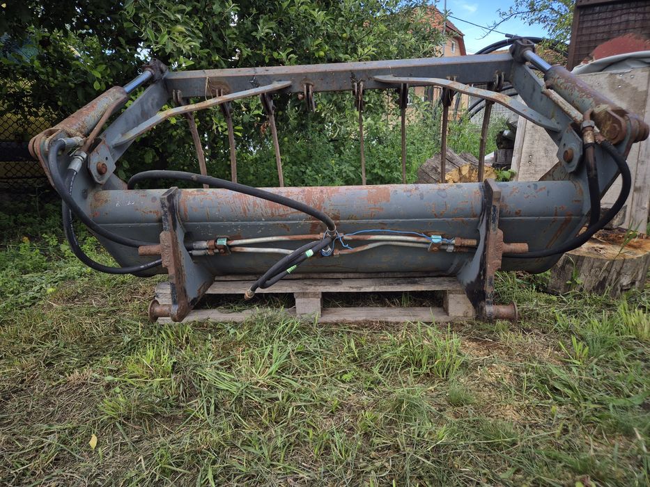 Cupa crocodil tractor