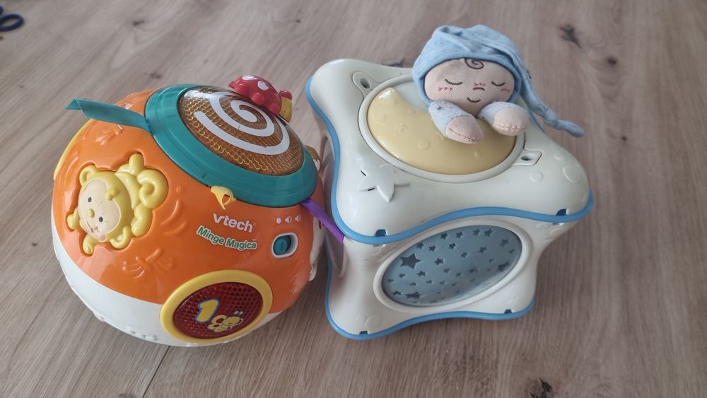 Mingea magica si proiector Chicco