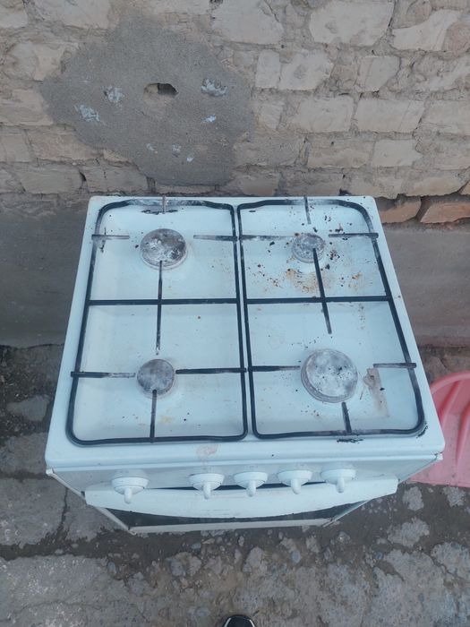 Продам газ плиту