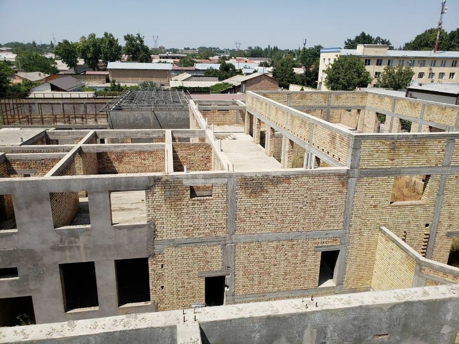 Ер сотилади. Кибрай марказида