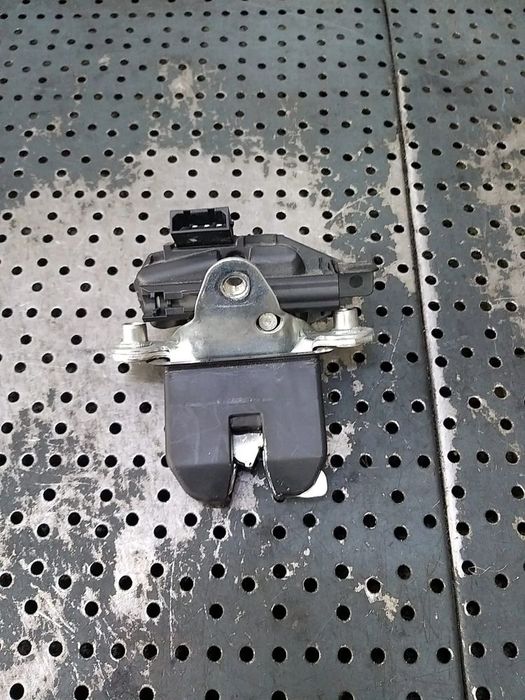 Broasca haion skoda fabia 2 5j0827501d