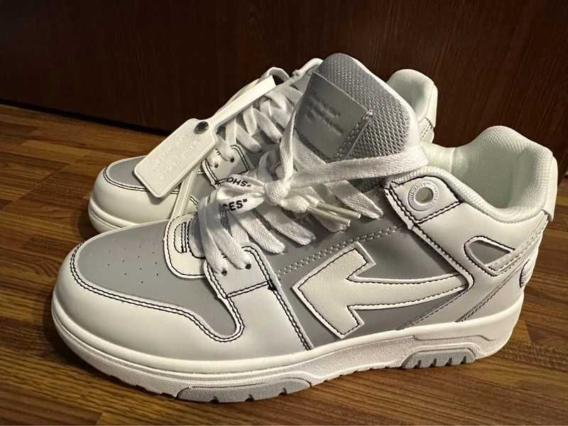 Off-White Out Of Office - marimea 42