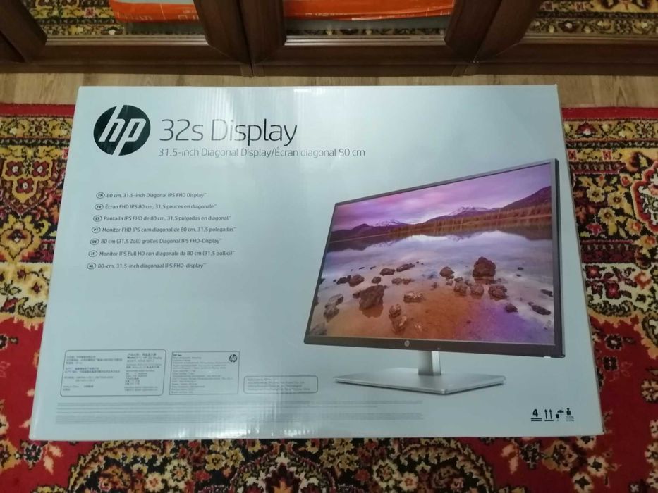Монитор HP 32s 2UD96AA серебристый