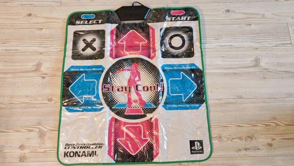 Dance Dance Revolution DDR KONAMI