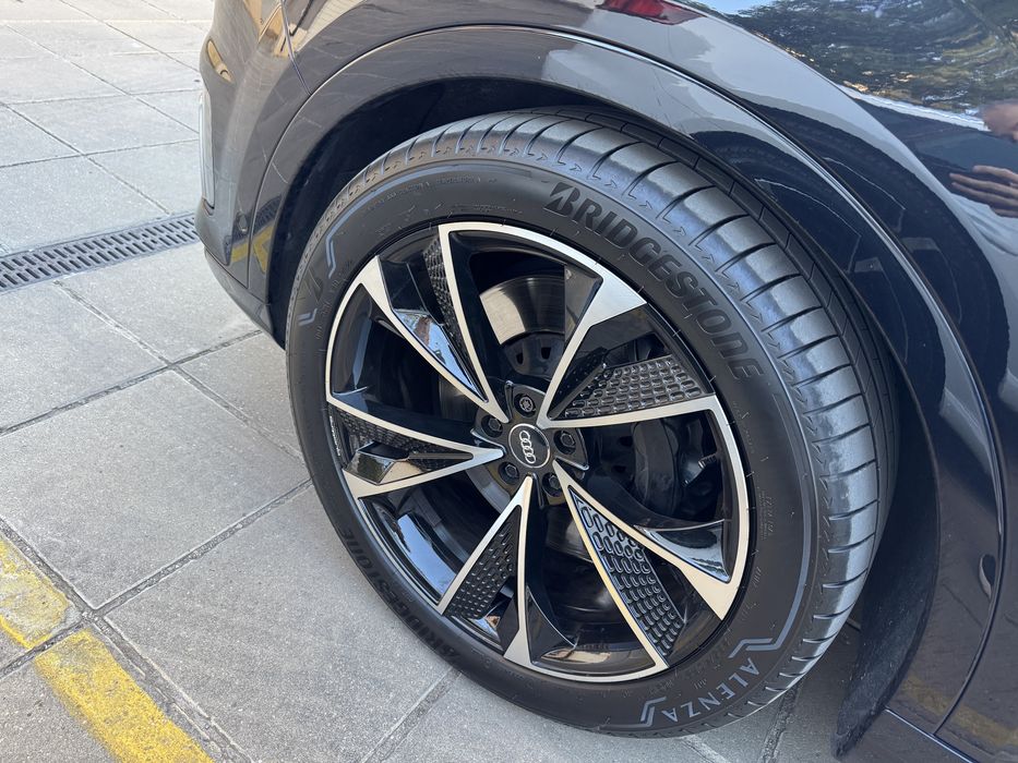 Audi Q7 e-tron 4M 3.0 TDI *Plug-in Hybrid *360 камера *HeadUp *Keyless *SoftClose *Panorama *Масаж *Обдухване *BOSE *Distronic