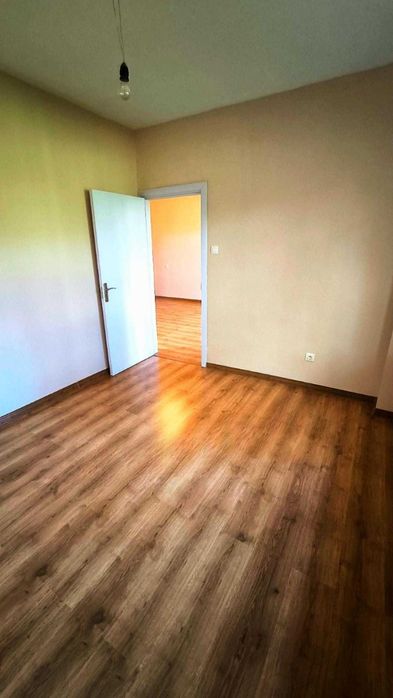 Продава се Двустаен апартамент в Пловдив, Тракия - 46 кв.м за 1257 €/кв.м - Снимка #3