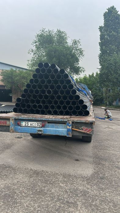 Длинномер манипулятор. Контейнеровоз