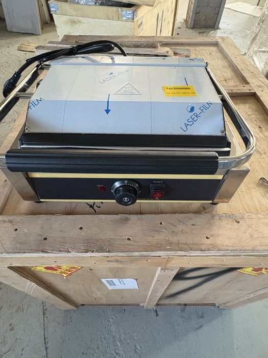 Гриль, тостер электрический