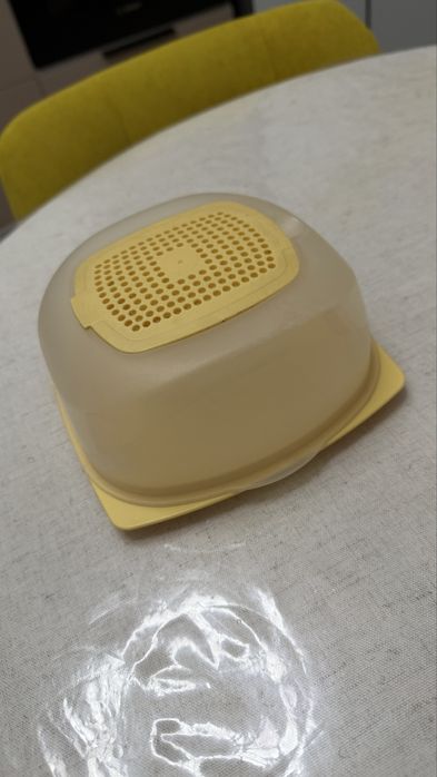 Контейнеры в холодильник от Tupperware б/у