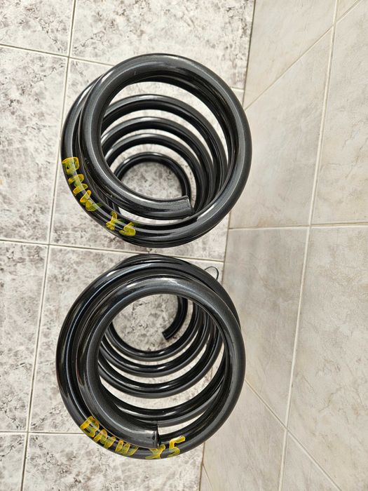 Предни Пружини за БМВ Х5 Е53