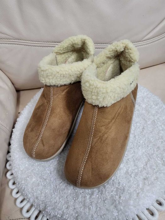 Нови дамски пантофи камел - 37 номер