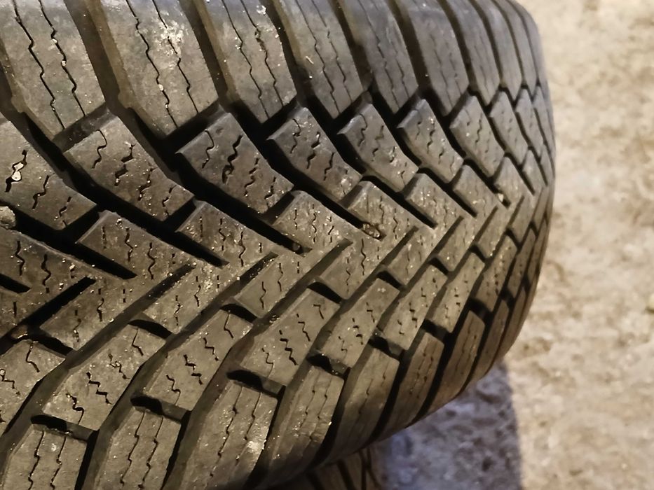 2 гуми 155/70R13