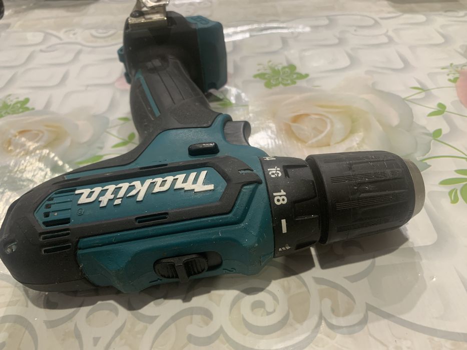 Makita DF331D/ двускоростен винтоверт