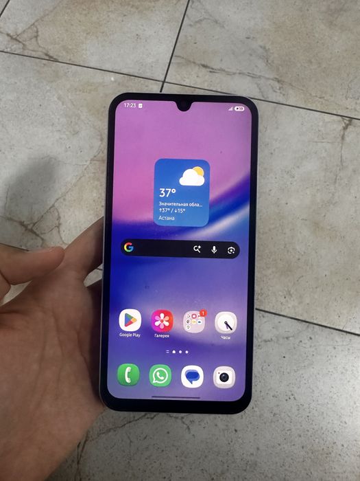 Samsung A15 белый