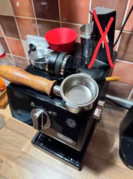 Espressor manual DeLonghi ECP3121BK + Garantie + Accesorii extra