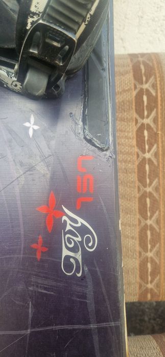 Продас сноуборд Salomon  состояние  нормальное