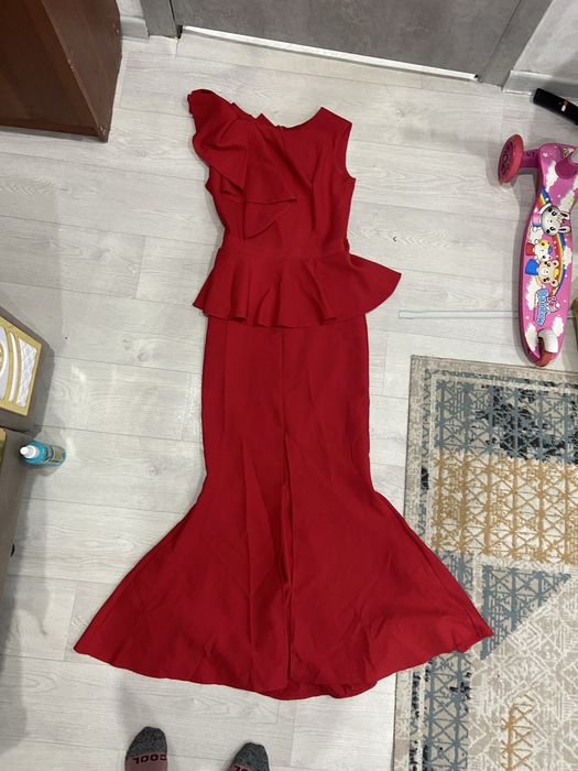 Платье вечернее 1 раз одевала