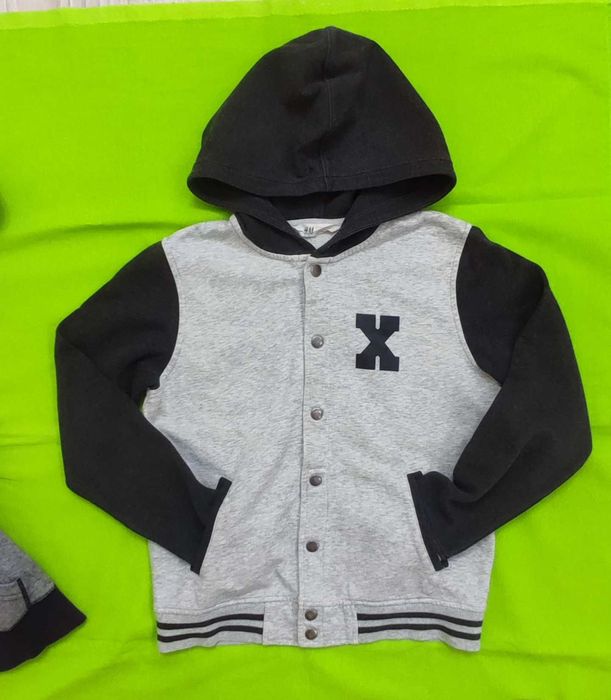 Суитчър за момче на Waikiki и Н&М