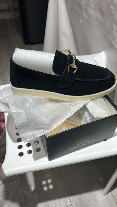 Продам замшевые лофферы