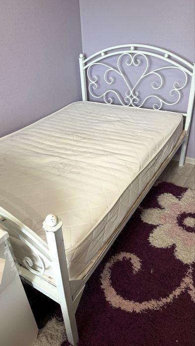 Кровать кованная