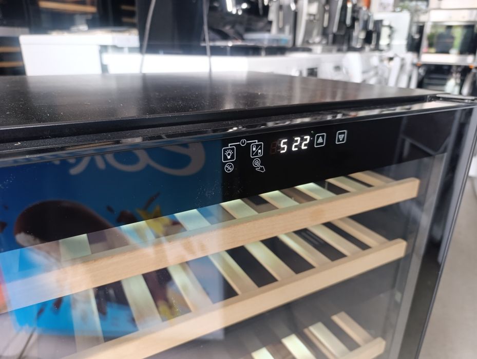 Нова!!!  Хладилна Витрина FRILEC за вино 44 бутилки