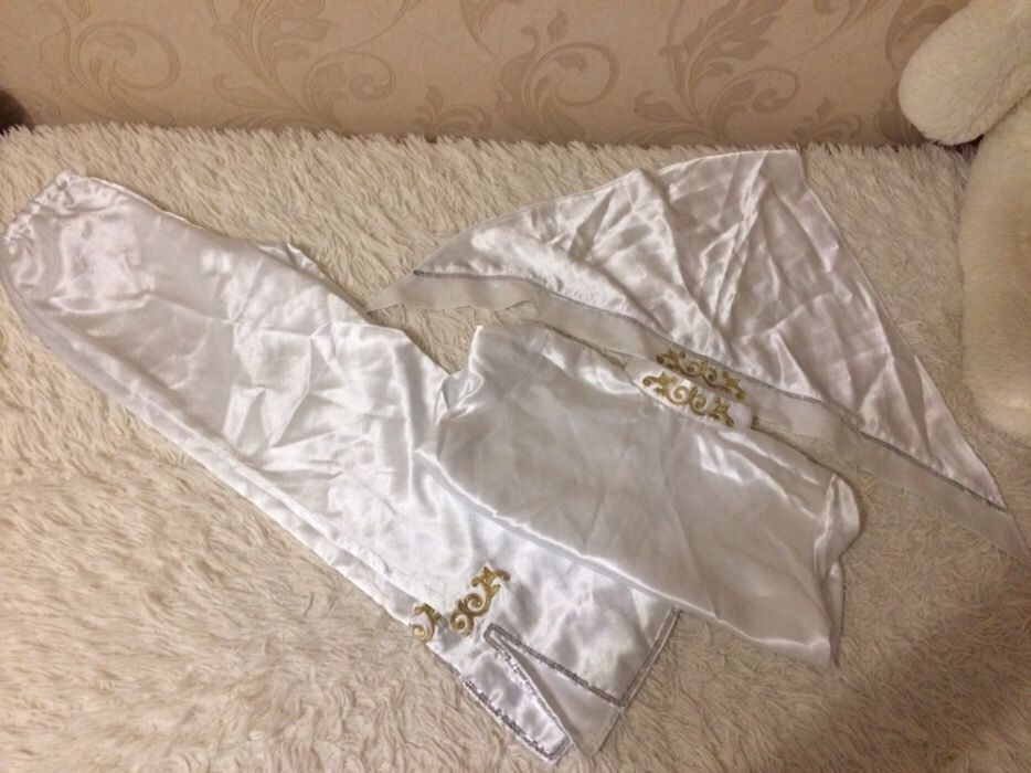 Продам костюм.