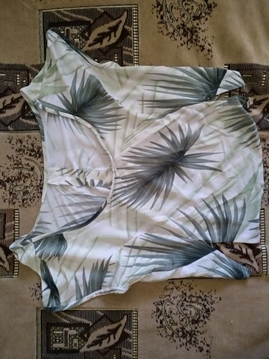 Костюм подростковый: юбка, рубашка