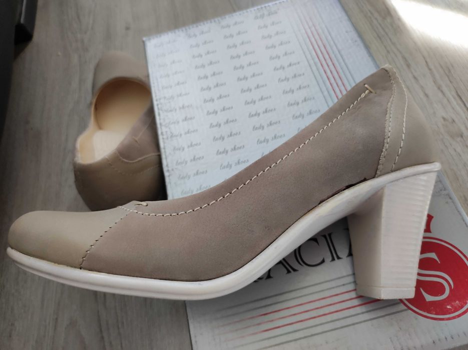 Дамски обувки от естествена кожа