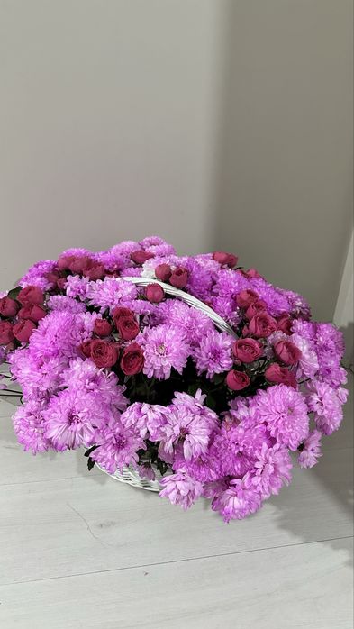 Цветы в корзинее