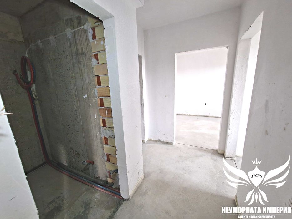 Продавам нов тристаен 91кв. ет. 2 в гр.Асеновград, кв.Стадиона