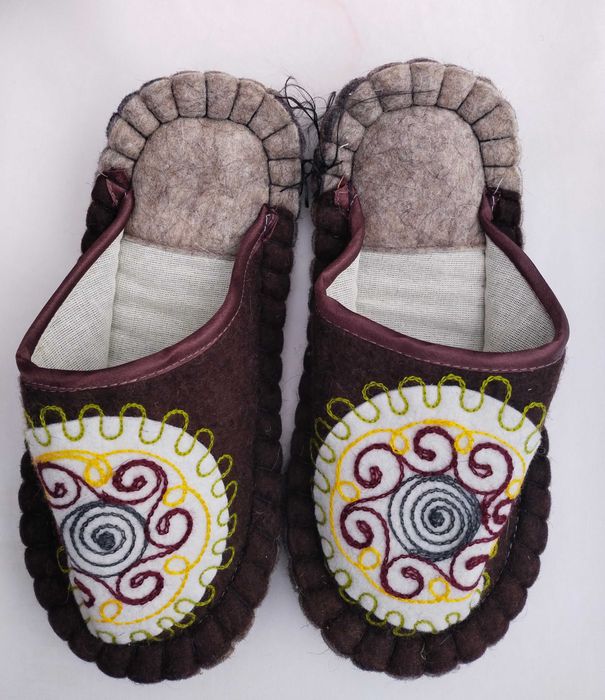 Тапочки из войлока