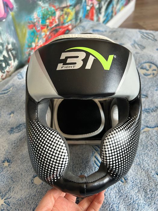 Шлем боксерский, единоборства