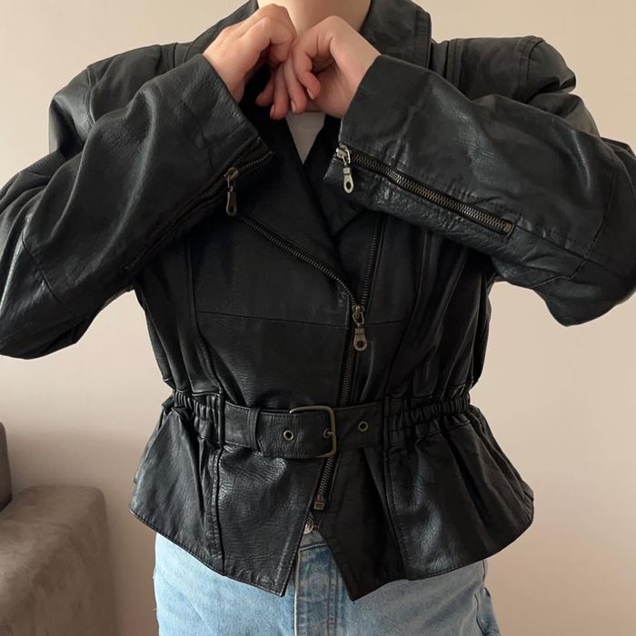 Продам винтажную кожанку