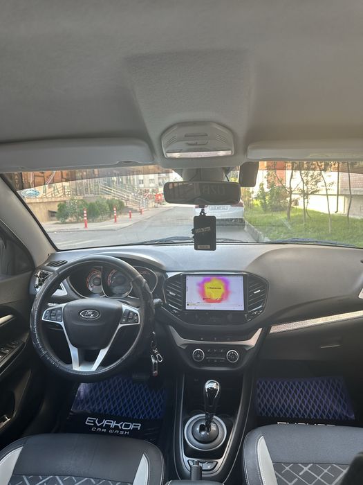Продается LADA Vesta sw cross 1.8 AMT