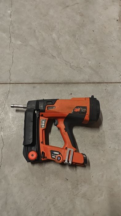 SPIT PULSA 40P  СПИТ ПУЛСА пистолет за гипсокартон сухо строителство